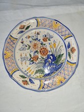 Assiette en faïence de Drevres décors floral