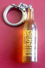 ANCIEN PORTE CLE BOUTEILLE