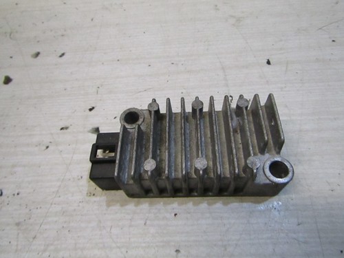 Regulateur tension yamaha - de,