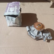 Pompe à eau Renault R21 2.0