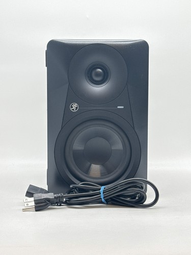 Mackie mr524 powered studio - powered,