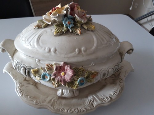 Soupiere decorative avec plat - decorative,