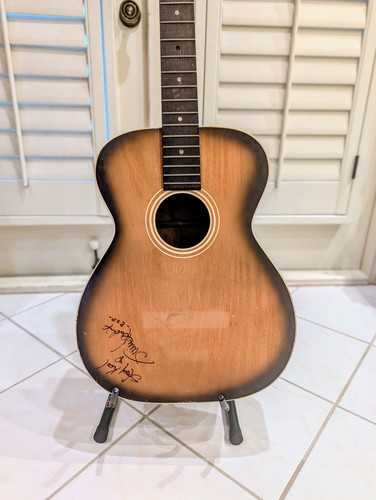 Jimi hendrix signed 1964 - jimi,