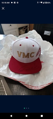Signed canelo hat vmc - signed,