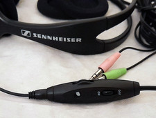 Sennheiser Casque vintage filaire avec micro, bon état, coussinets extras