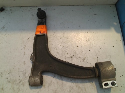 Bras suspension avant droit - bras,