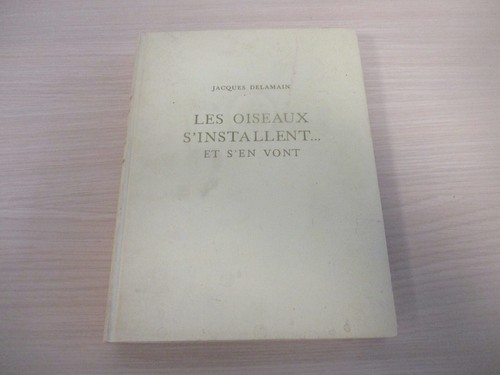 Les oiseaux installent et - les,