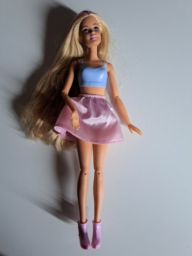 Poupée articulée barbie - articulée,