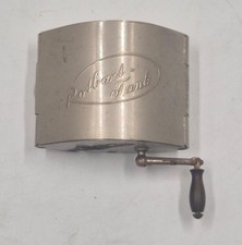 Affûteuse et fusil d'affutage de lames de rasoir, circa 1920