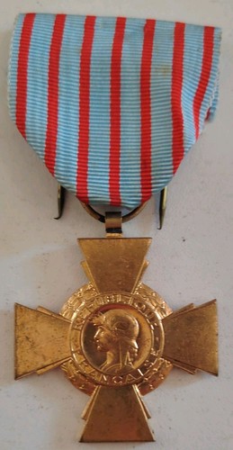 Médaille croix combattant - croix,