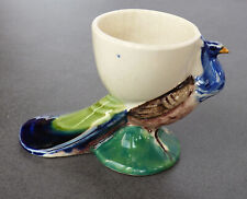 Coquetier paon en faïence de Sarreguemines, parfait état