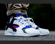 Nike Air Flight Huarache 10US