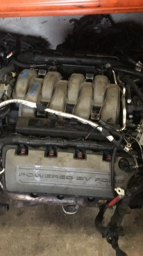 Moteur ford mustang coupe - 7,