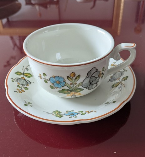 Grande tasse soucoupe - +, petit