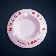 Ancien cendrier publicitaire EVIAN si pure... si légère , BISTRO BAR