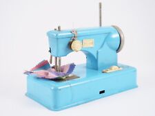 CASIGE D  Machine à coudre enfant métal à piles 20 cm