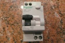 DISJONCTEUR DIFFERENTIEL 16A 300mA AC SCHNEIDER ELECTRIC 21445 MERLIN GERIN DT40