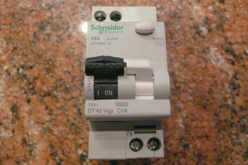 Disjoncteur differentiel 16a - differentiel,