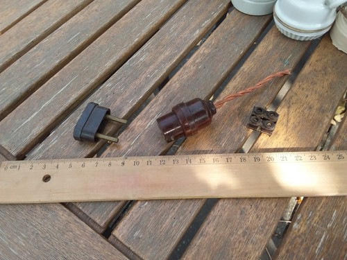 Lot bakelite ancien prise - lot,