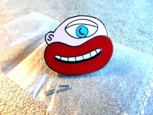 Tres rare pins - pins,