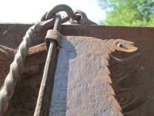 ART POPULAIRE CREMAILLERE DE CHEMINEE