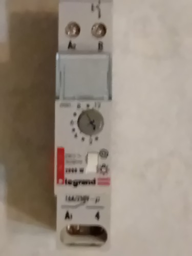 Minuterie legrand 230v 2000w - minuterie,