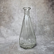 Ancienne carafe / flacon en verre transparent à facettes - Art déco