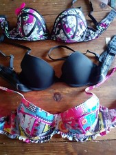 Lot de 3 soutien-gorges taille 85B