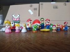 NINTENDO LOT DE 25 PETITES