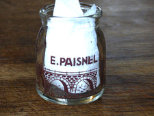 pot de yaourt en verre