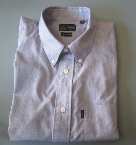 Chemise a très - *,