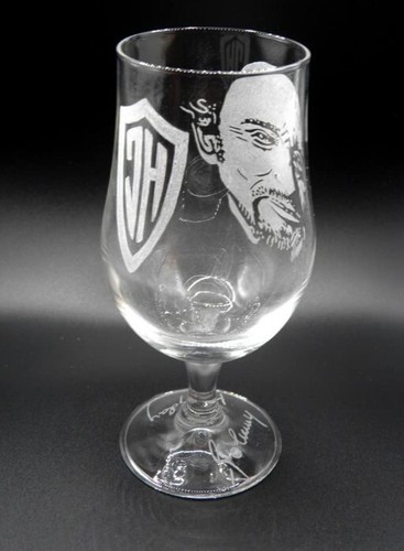 Très beau verre bière - très,
