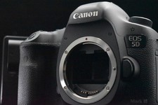 [US Duty Paid] Appareil photo numérique plein format Canon EOS 5D Mark III Bo...