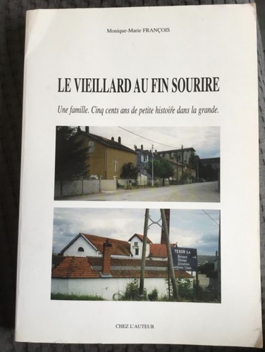 Vieillard fin sourire - au,