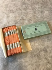 BOITE 11 ECHEVEAUX FIL A BRODER DMC DOLLFUS MIEG & CIE