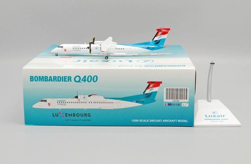 Maquette avion bombardier dash - maquette,
