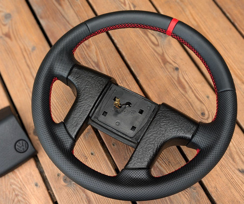 Volant cuir neuf pour - cuir,