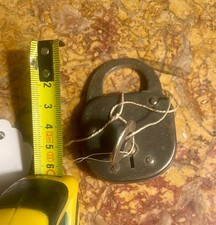 cadenas ancien fonctionne avec sa clef