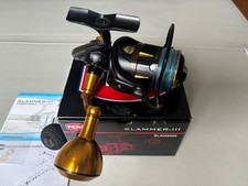 Moulinet toupie PENN Slammer III 5500 - bon état, corps entièrement...