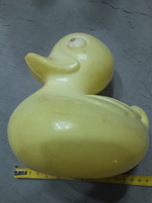 Canard "flottant"en plastique.Années 60. Jaune. Vintage. Rare.