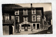 MONTREAL (01) HOTEL-RESTAURANT HUGONNET "HOTEL DU CENTRE" POMPE à ESSENCE en1960