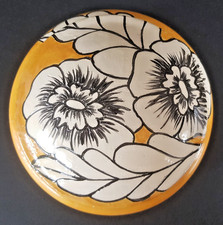 Boite vintage en faience, pièce unique, signature à identifier.