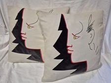 2 COUSSINS ROCHE BOBOIS COLLECTION CONTOUR JEAN COCTEAU
