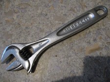 clé à molette facom 113A.8C