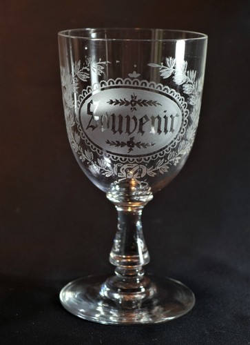Beau verre pied ancien - à,