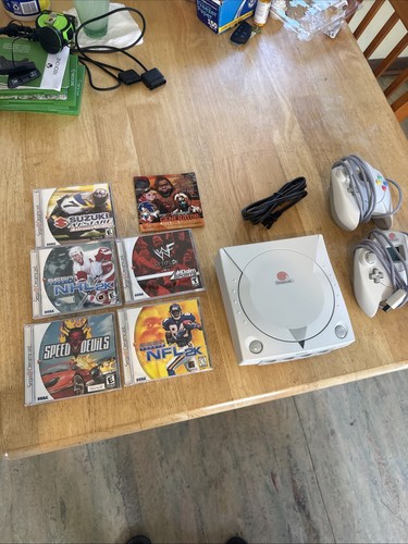 Authentic sega dreamcast - sega,