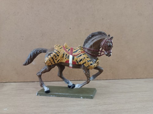 Cheval starlux empire plomb - empire,