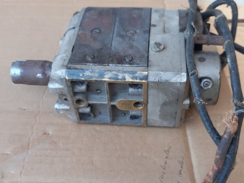Magneto pour voiture ancienne - voiture,