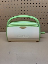 Cuttlebug by Cricut Manual Die