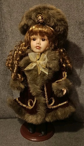 Poupée russe tête et - no,